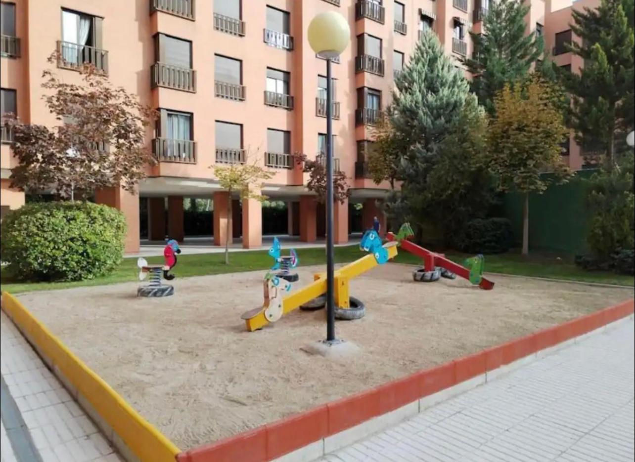 Samaniego Suite, Airport, Ifema Turistico 马德里 外观 照片